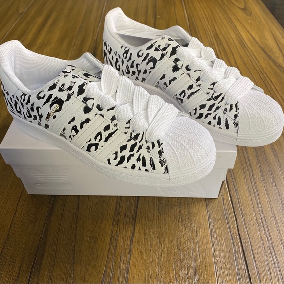 FLASH SALE! Adidas Superstar sneaker leopard print - Picture 4 of 13